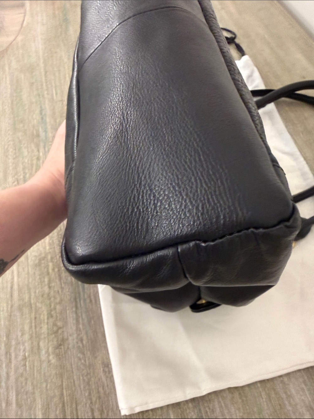 Vintage Black Croc-Embossed Leather Grunge Utility Shoulder Bag - Picture 10 of 16